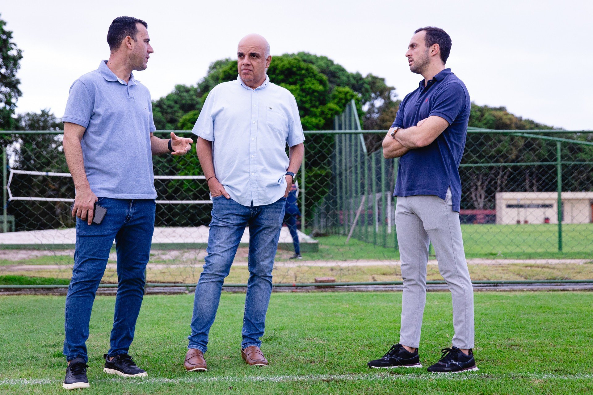 Executivo evita falar de reformulação no Sport e diz que elenco tem que "honrar a camisa" nos últimos jogos da Série A
