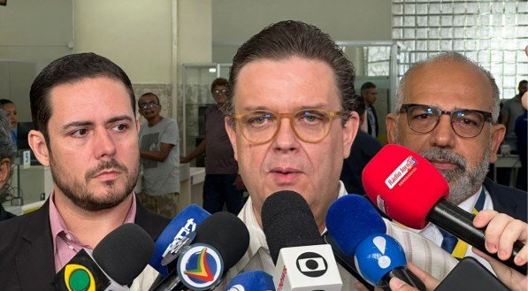 Ministro Wolney Queiroz