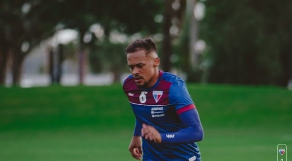Nesta quinta-feira (29), tivemos a definição do Grupo E da Conmebol Libertadores. o Fortaleza visitou a equipe do Racing no El Cilindro. A partida terminou 1&amp;#215;0 para os donos da casa. Mesmo com a derrota, o Fortaleza acabou se classificando, já que a equipe do Colo-Colo derrotou o Atlético Bucaramanga pelo placar de 1&amp;#215;0. Destaque [&amp;#8230;]