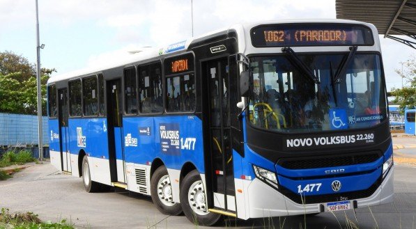Crise no transporte público: envelhecimento dos ônibus não é maior no Grande Recife porque concessionárias têm renovado a frota