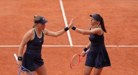 Luisa Stefani emplaca grande virada e vai às oitavas em Roland Garros