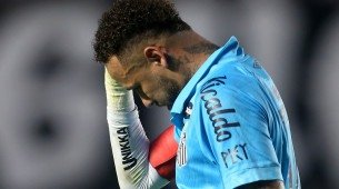O jogador Neymar,  na partida entre Santos e Botafogo 