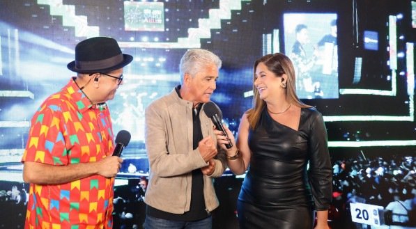 A transmissão do São João de Caruaru pela TV Jornal, neste ano, começa mais cedo, a partir das 20h45. As próximas são nos dias 21 e 23 de junho.