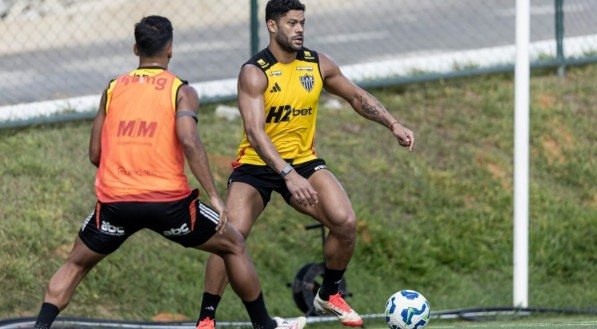 Buscando reencontrar o bom futebol, Atlético encara Ceará neste domingo (01)