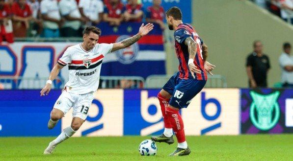 O Bahia venceu o São Paulo por 2x1, em duelo válido pela 11ª rodada do Brasileirão, em Salvador, na Arena Fonte Nova, na noite deste sábado (31).