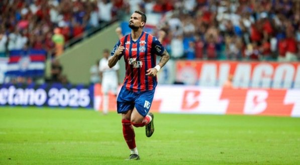 Willian José foi o melhor jogador da partida, após marcar duas vezes contra o São Paulo, na Arena Fonte Nova.