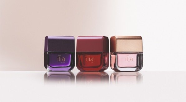 4 perfumes da linha Ilía que fixam o dia todo e merecem sua atenção para ontem