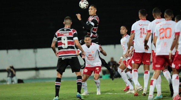 Lance do jogo entre Santa Cruz x América-RN pela Série D