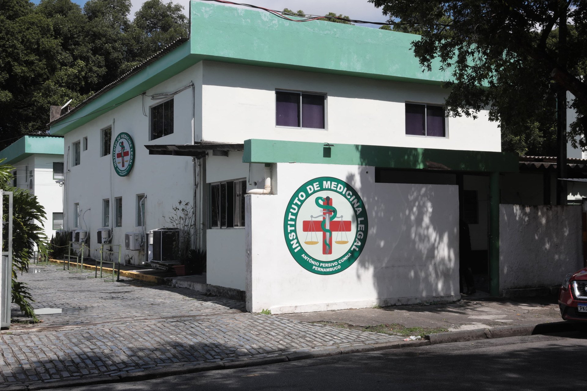 Homem morre após se afogar na piscina da sede do Santa Cruz, no Recife