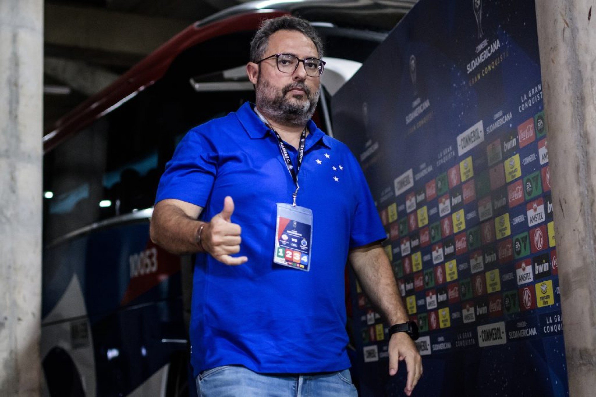 Cruzeiro oficializa saída de Alexandre Mattos, que tem acerto com o Santos