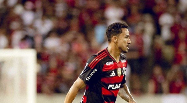 Danilo ressalta pés no chão com liderança: “a gente está começando o campeonato”