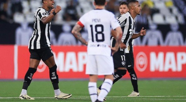Botafogo reencontra a LDU nas oitavas da Libertadores