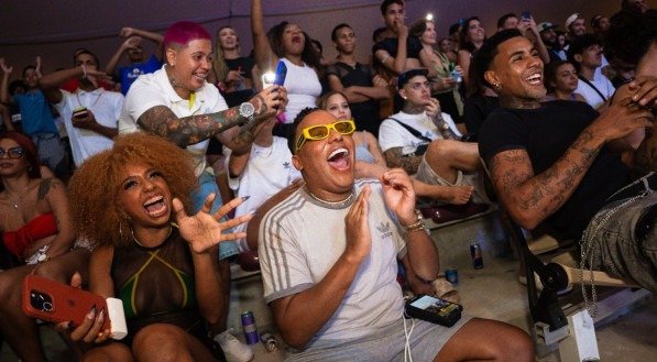 Batalha de brega-funk no Recife premia jovens talentos