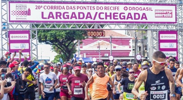 Largada da 20ª Corrida das Pontes do Recife