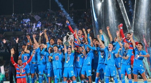 Cruz Azul goleio o Vancouver Whitecaps e é campeão da Concachampions