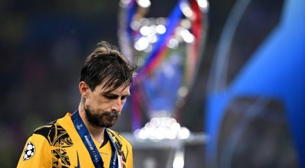 Acerbi recusa convocação após derrota na Champions e critica Spalletti