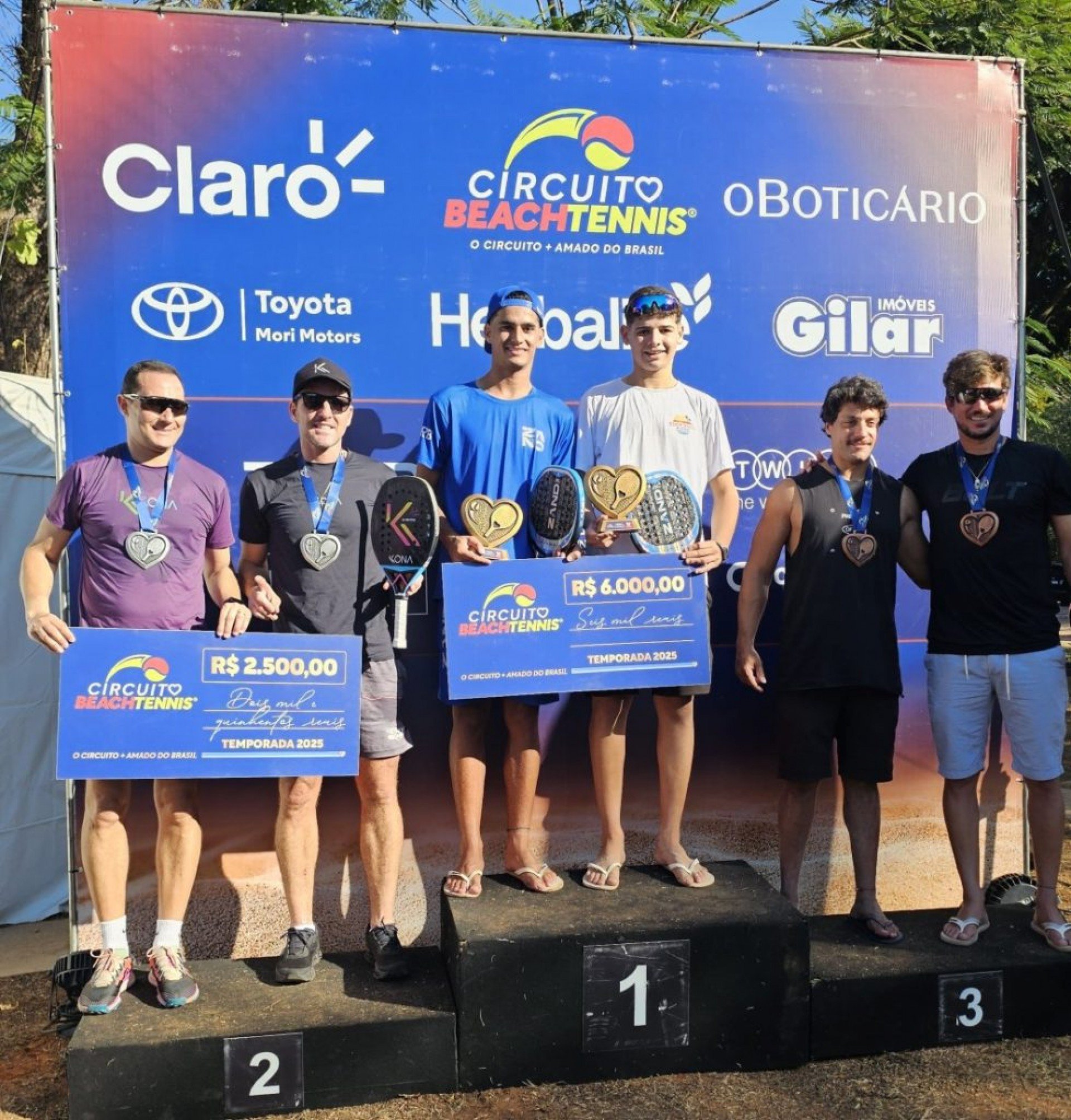 Top 10 mundial, Daniel Mola é campeão da etapa inaugural de Bauru (SP) do Circuito Beach Tennis 