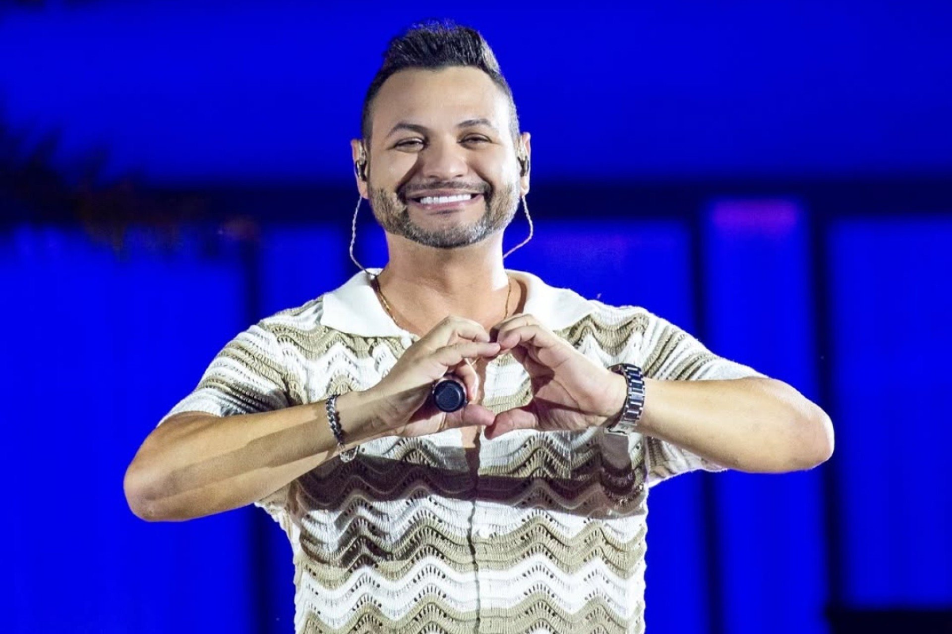 Lenno Ferreira, vocalista da banda Desejo de Menina