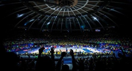 Com novidades, CBV divulga lista das 14 do Brasil para a estreia na VNL