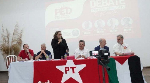 No Recife, debate dos presidenciáveis nacionais do PT tem embates sobre alianças, economia e futuro do partido