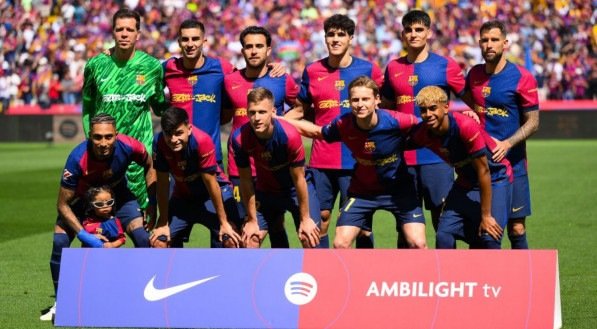Barcelona vai ser investigado pela UEFA por possíveis irregularidades financeiras na temporada 2024/25.
