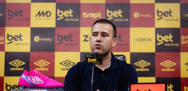 Novo executivo de futebol do Sport garante permanência de António Oliveira e fala sobre reforços para Série A