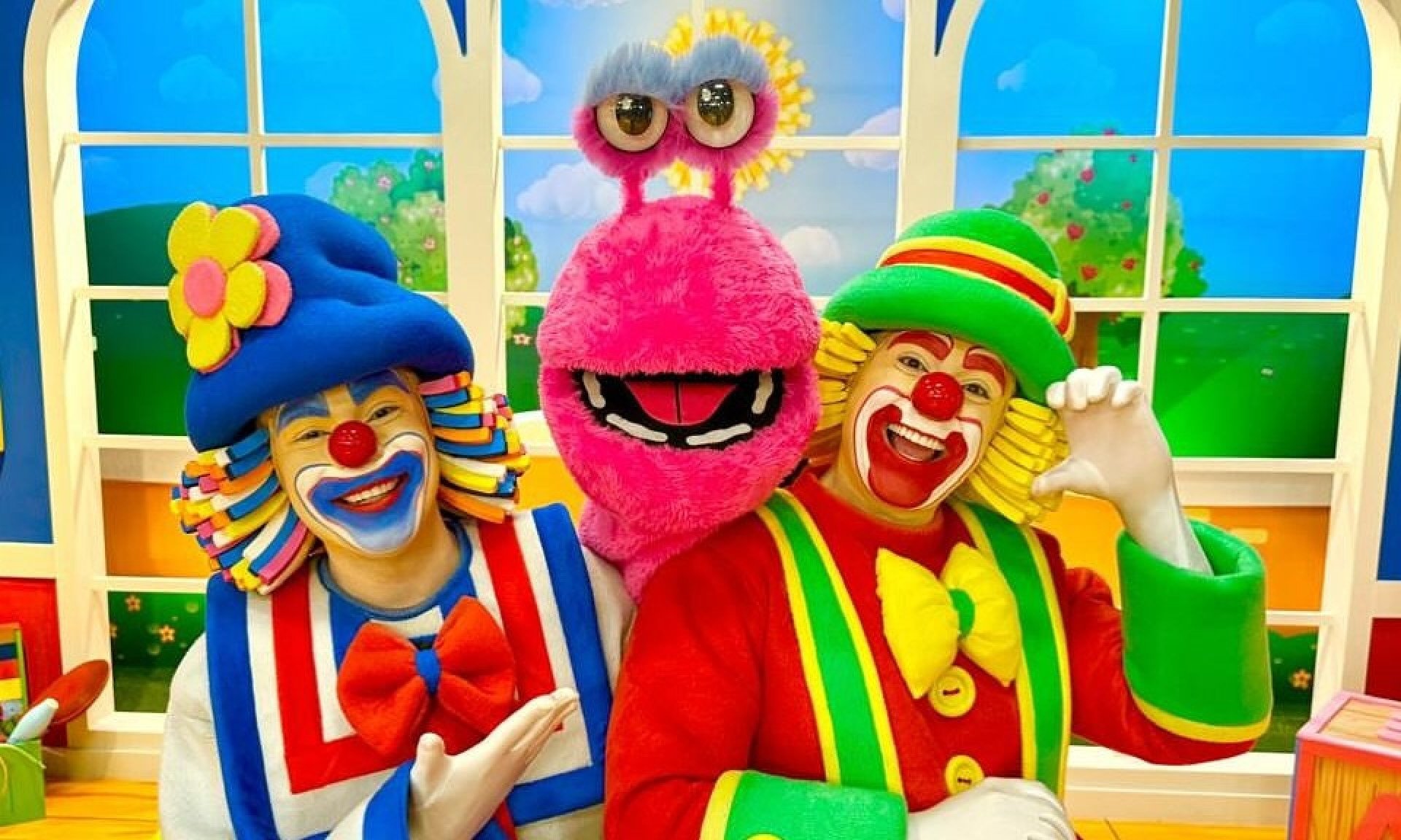 Imagem de palhaços Patati e Patatá