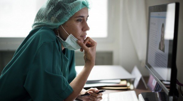 Para que a proteção seja efetiva, é preciso engajar todos os profissionais da saúde, e não apenas a equipe de tecnologia