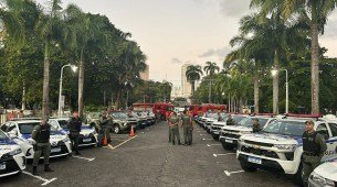 Novas viaturas para a PM e bombeiros foram entregues nesta quinta-feira (5)