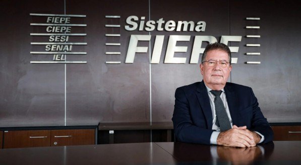 Presidente da Fiepe, Bruno Veloso