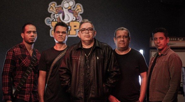 Banda Versos de Outubro apresenta Tributo à Legião Urbana em Camaragibe