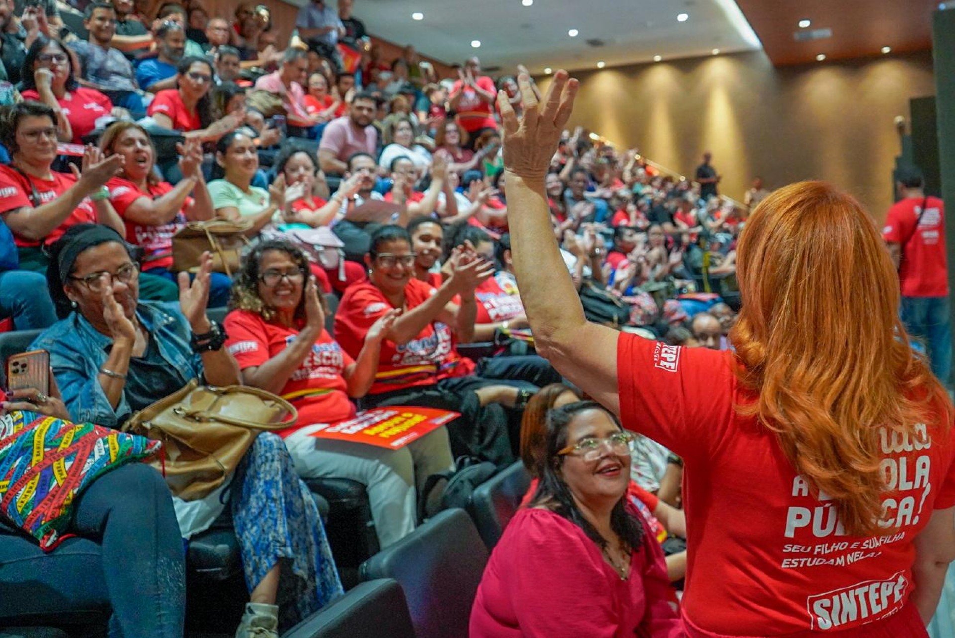 Foto da capa: Enem e Educação