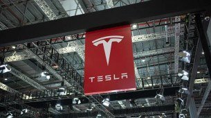 Logo da Tesla, empresa automotiva de Musk