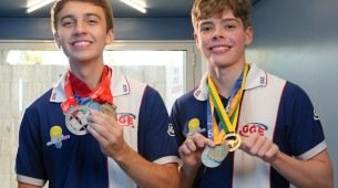 Estudantes são alunos do Colégio GGE, no Recife