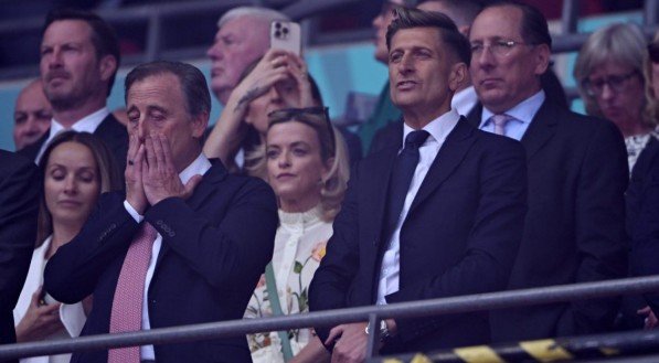 Uefa rejeita proposta e complica futuro europeu do Crystal Palace