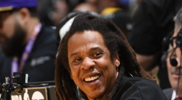 Jay-Z aposta US$1 milhão no Thunder nas finais da NBA, mas Pacers vencem o jogo 1 e colocam em risco a chance do rapper lucrar US$2,3 milhões.