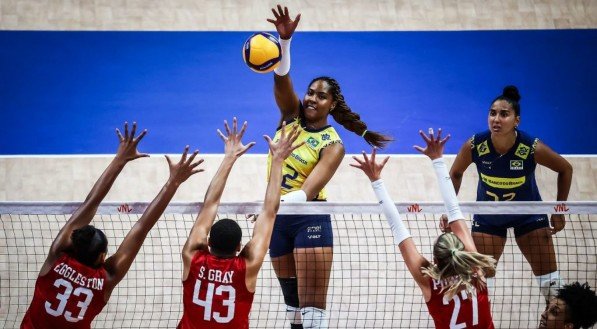 A seleção brasileira feminina de vôlei reencontrou sua melhor versão na noite desta quinta-feira (5), ao bater os Estados Unidos por 3 sets a 1 (25/22, 25/16, 18/25 e 25/19) no Maracanãzinho, pela Liga das Nações (VNL). Diante de uma torcida inflamada, o Brasil encerrou um jejum de cinco anos sem vitórias sobre as americanas [&amp;#8230;]