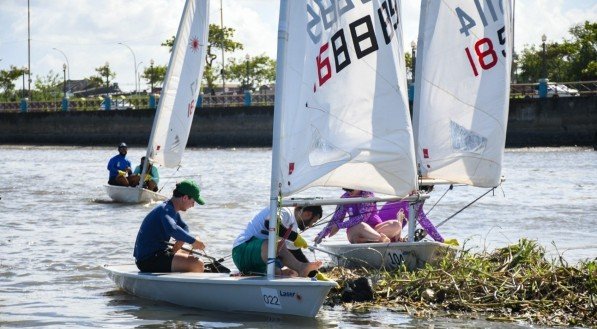 II Regata do Meio Ambiente une esporte e sustentabilidade em desafio com coleta de resíduos