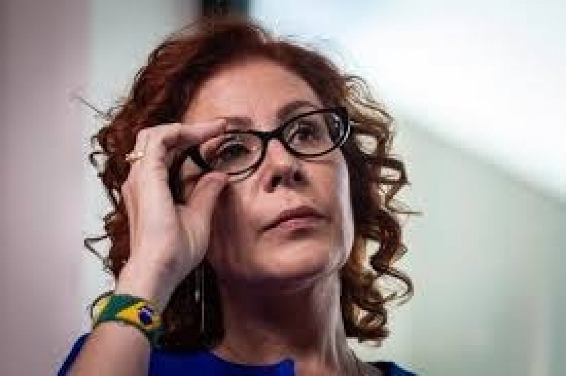 Câmara dos Deputados autoriza licença de 127 dias à deputada Carla Zambelli