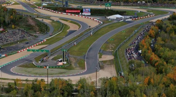 Nürburgring confirma que não voltará ao calendário da Fórmula 1 por inviabilidade financeira e impacto operacional do modelo atual da categoria.