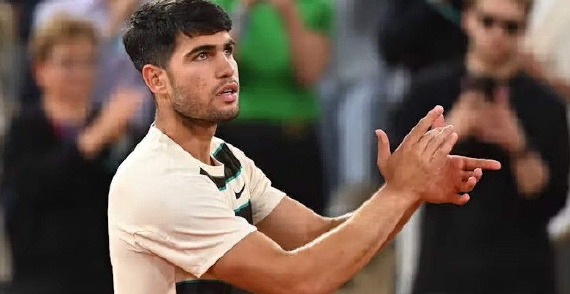 Carlos Alcaraz busca o título de Roland Garros para ampliar legado no saibro
