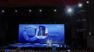 O presidente do Brasil Luiz Inácio Lula da Silva, em viagem oficial à França