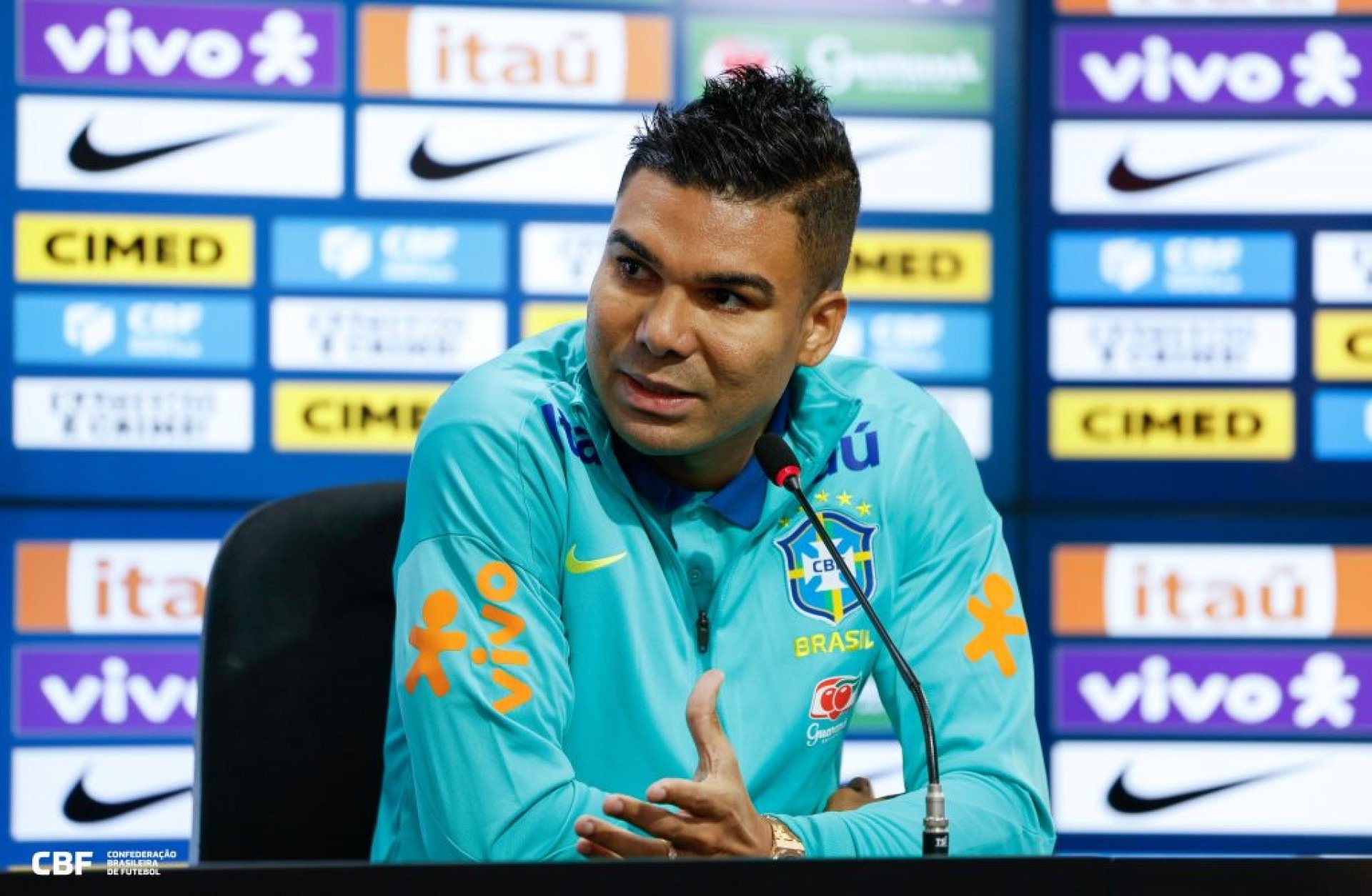 Casemiro projeta confronto decisivo contra o Paraguai: “Jogo de equilíbrio mental”