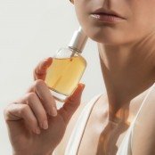 O que é 'pirâmide olfativa'? Saiba como as notas mudam o seu perfume