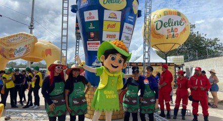 O Maior Cuscuz do Mundo animou a tarde deste domingo (8) no Alto do Moura, em Caruaru
