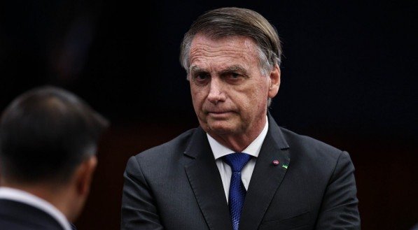 Qual foi a reação de Bolsonaro durante o interrogatório de Mauro Cid no STF? Saiba o que aconteceu