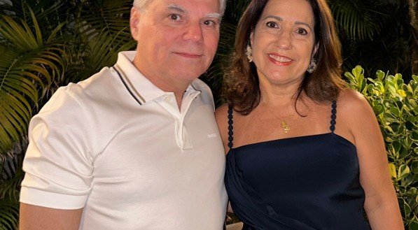 Jaqueline e Fernando Moraes, no show de Latino