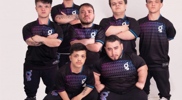 Lineup vai disputar torneios da comunidade PCD e as divisões de
acesso da Gamers Club com suporte técnico e estrutura
profissional.