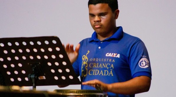 Orquestra Criança Cidadã leva percussão erudita ao Compaz Lêda Alves nesta quinta-feira (12)