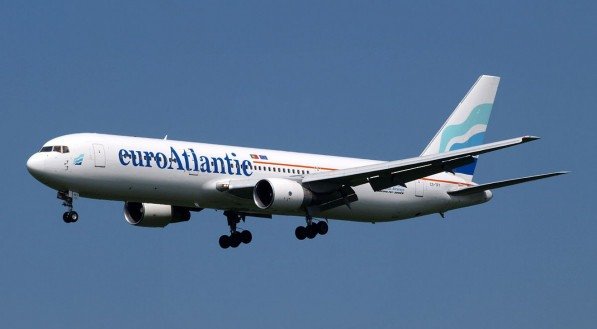 Voo Recife-Madri da Azul foi operado por empresa portuguesa dona do avião